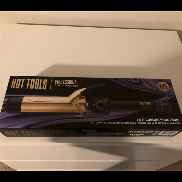 HOT TOOLS Other - HOT TOOLS CURLING IRON